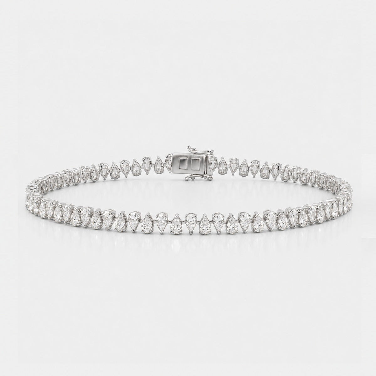 Zig-Zag Pear Lab-Grown Diamond Tennis Bracelet in Gold & Platinum (10–30ct)