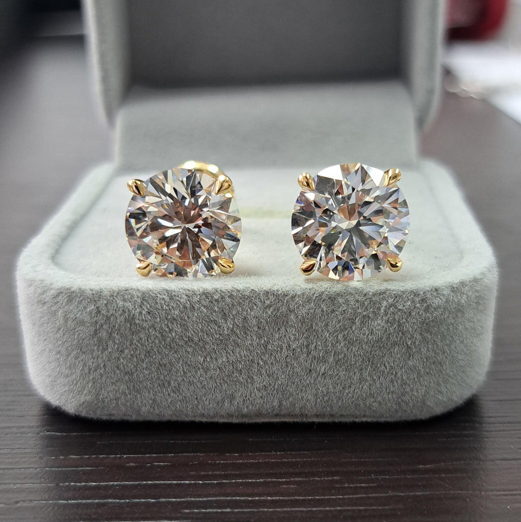 IGI CERTIFIED 10.00Carat Huge ROUND DIAMOND STUD EARRINGS IN 18k YELLOW GOLD