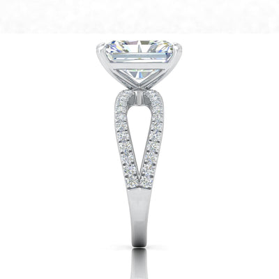 Radiant Diamond Split Shank Engagement Ring in 18k Gold / Platinum 3.50Ct