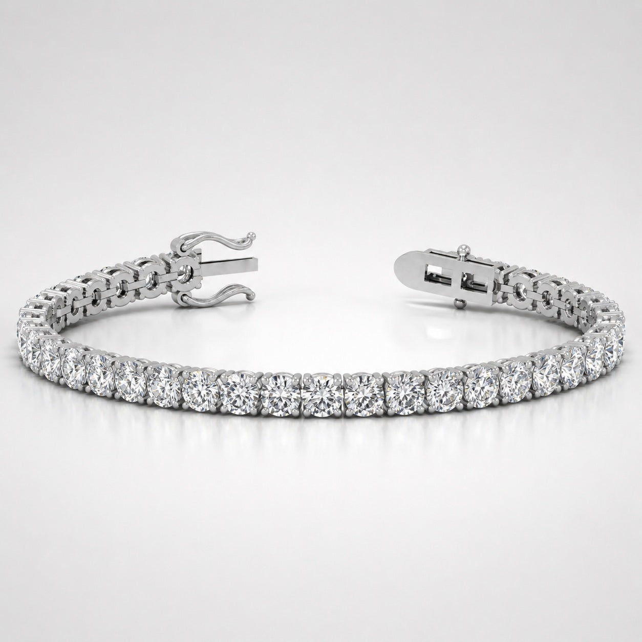 Round Diamond Tennis Bracelet (3.00–40.00ct TW) in Platinum