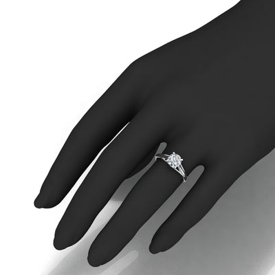 Top View of Round Brilliant Solitaire with Split Band Setting