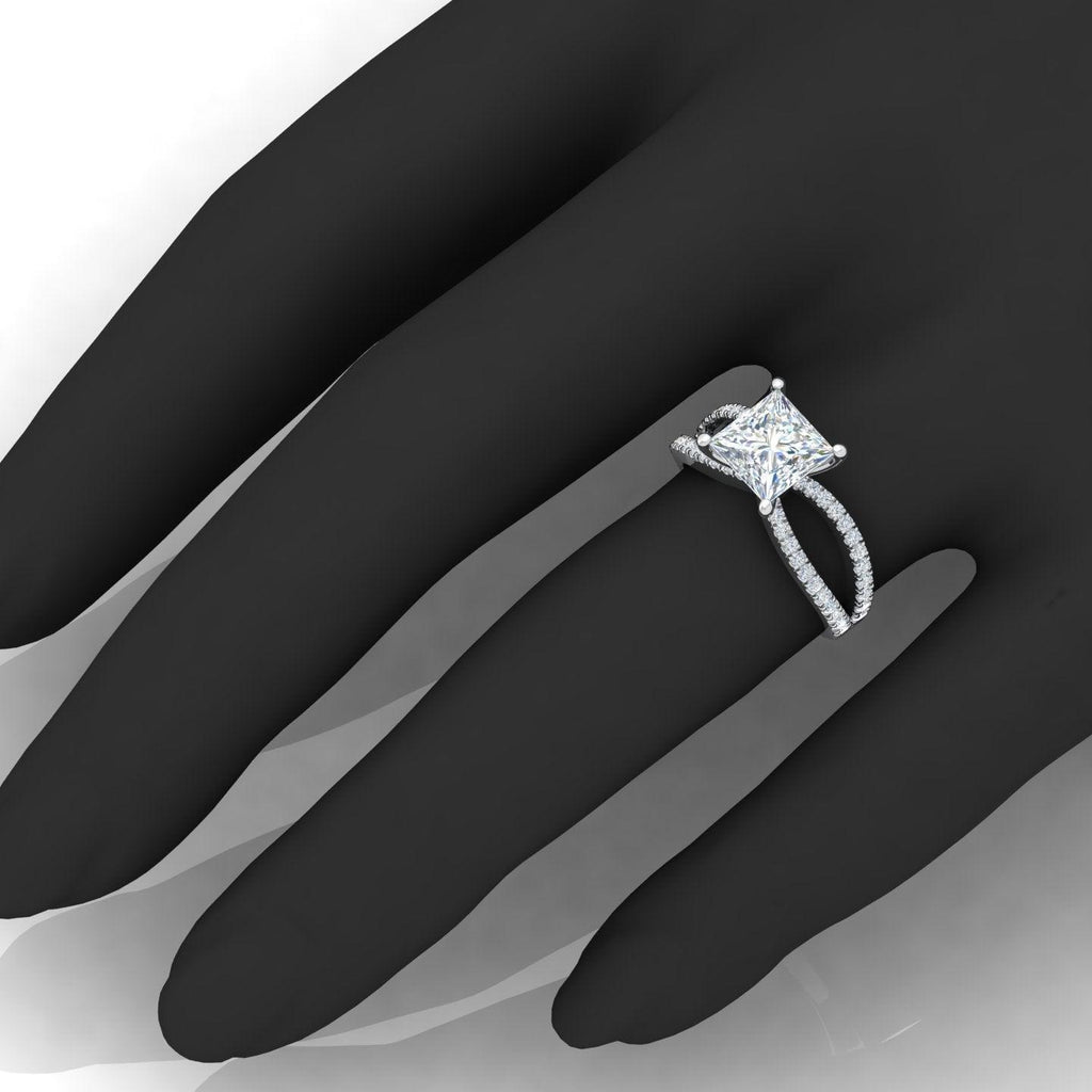Last Piece F/VS 3.50Ct Princess Diamond Split Shank Engagement Ring in Platinum