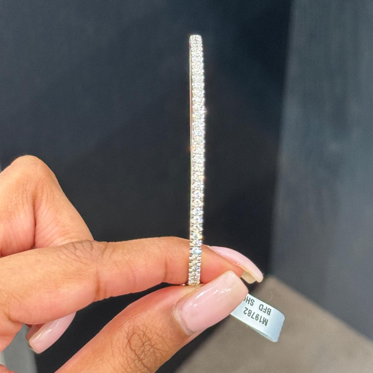 Natural 1.50ct F/VS Round Diamond Micro Pave Tennis Bangle In 18k White Gold