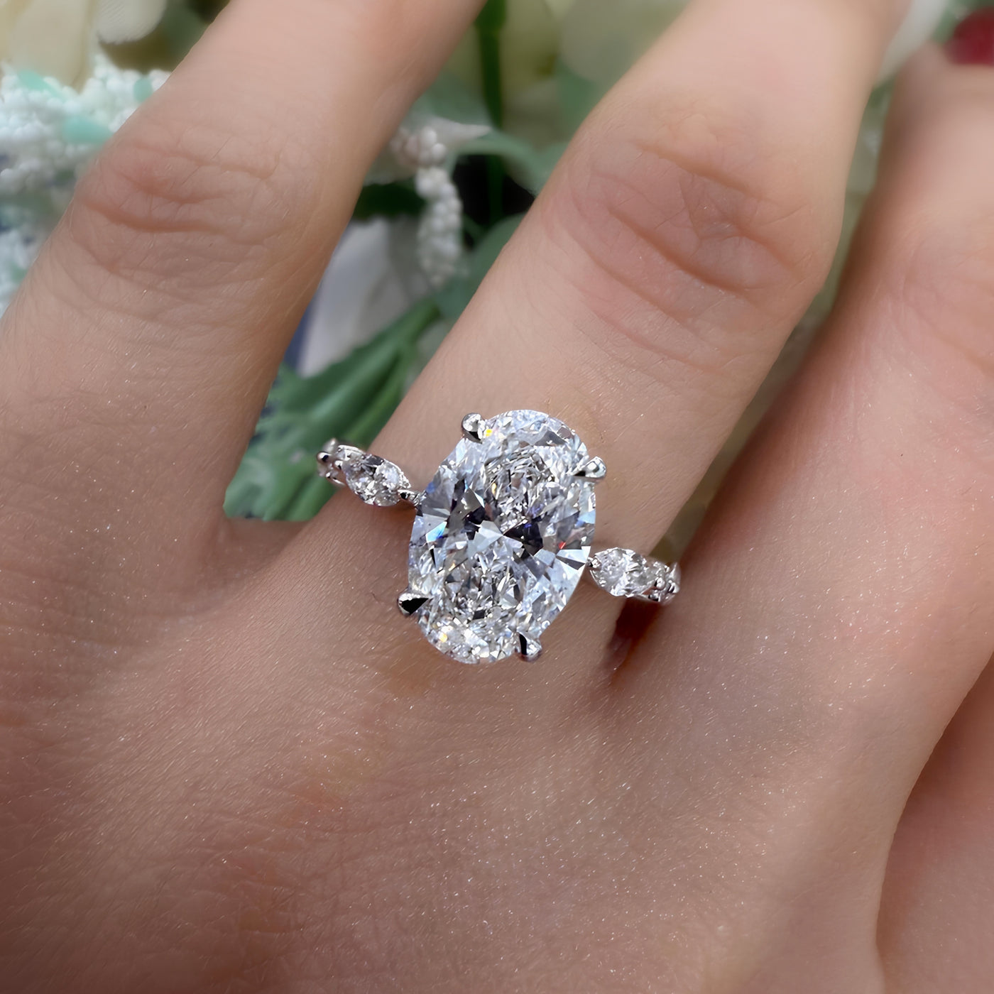 IGI Certified 2.50Ct E/VS Oval With Side Diamond Engagement Ring In Platinum (950)