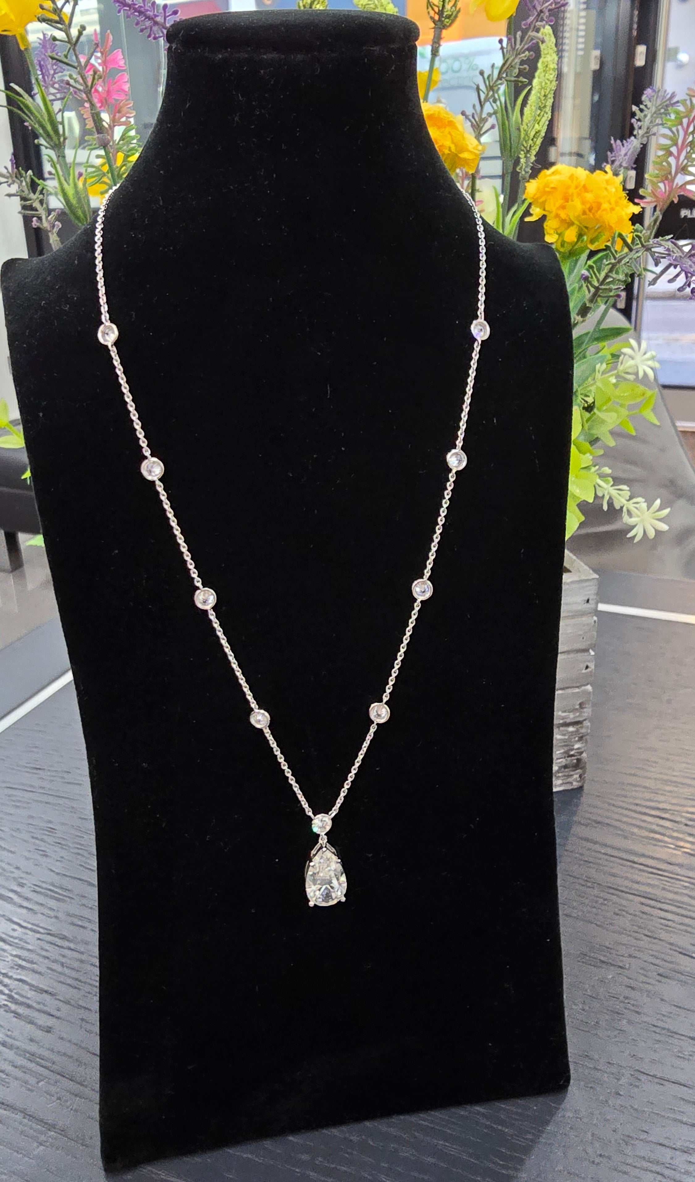 IGI Certified 9.00 Ct Pear Lab Grown Diamond Necklace in White Gold
