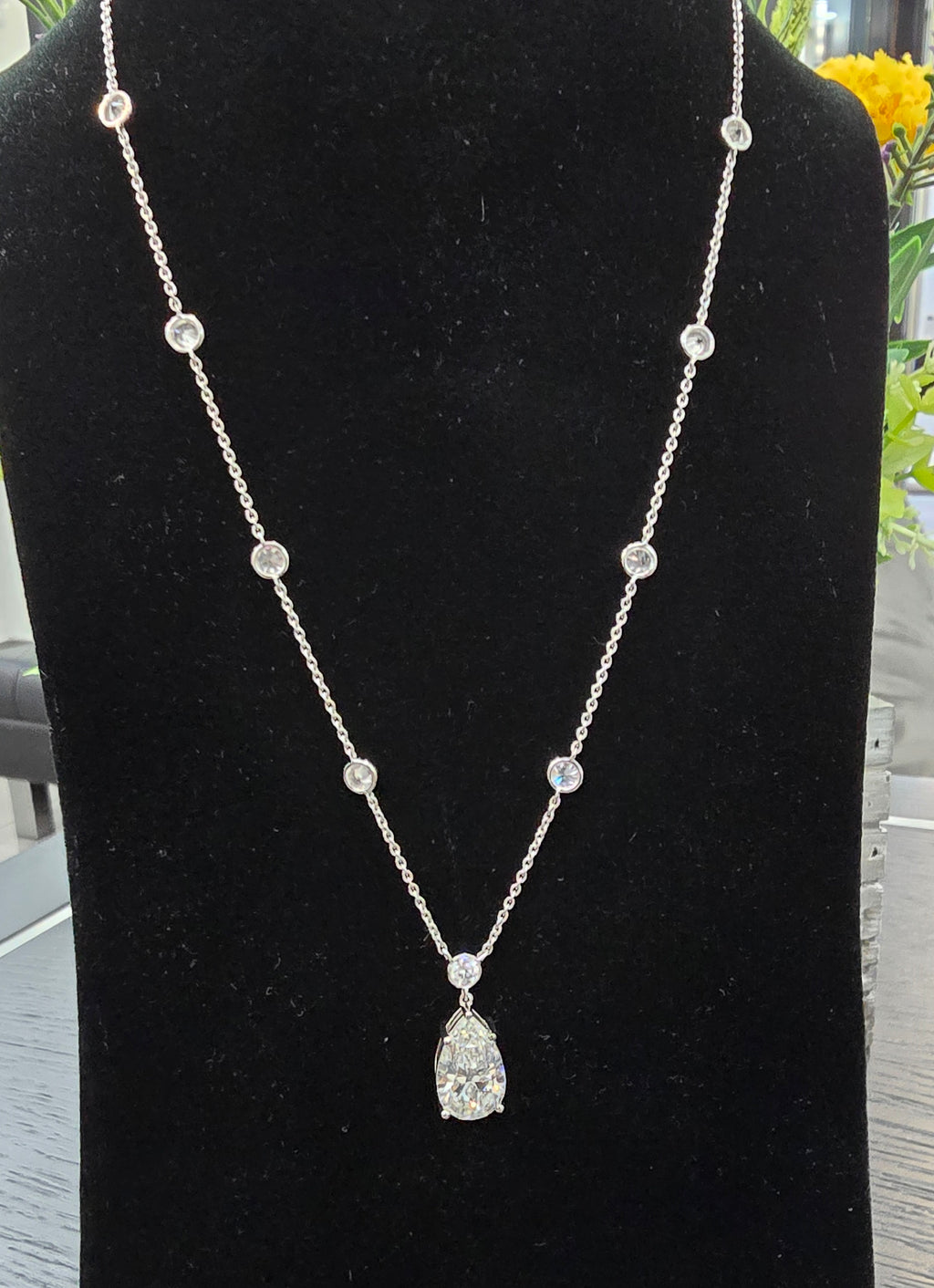 IGI Certified 9.00 Ct Pear Lab Grown Diamond Necklace in White Gold