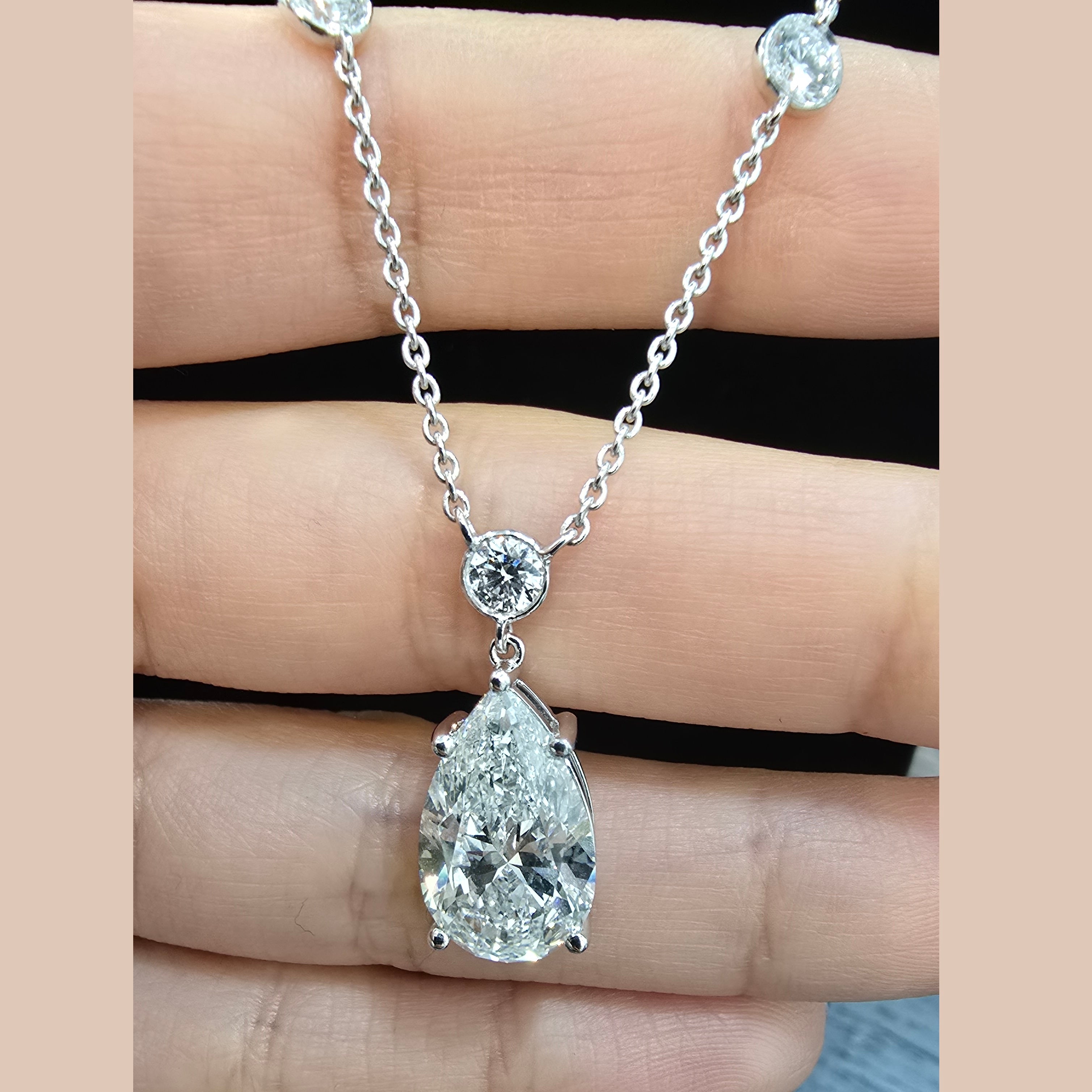 IGI Certified 9.00 Ct Pear Lab Grown Diamond Necklace in White Gold