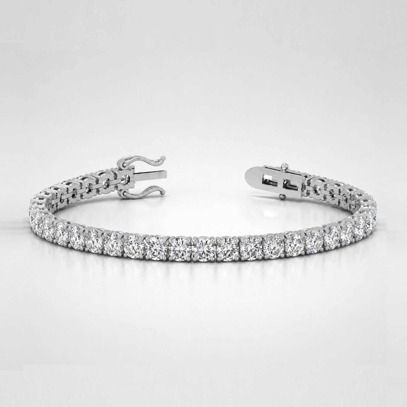 Round Diamond Tennis Bracelet (3.00–40.00ct TW) in Platinum