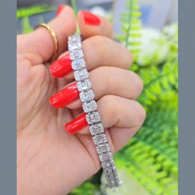 Round and Baguette Diamond  Bracelet