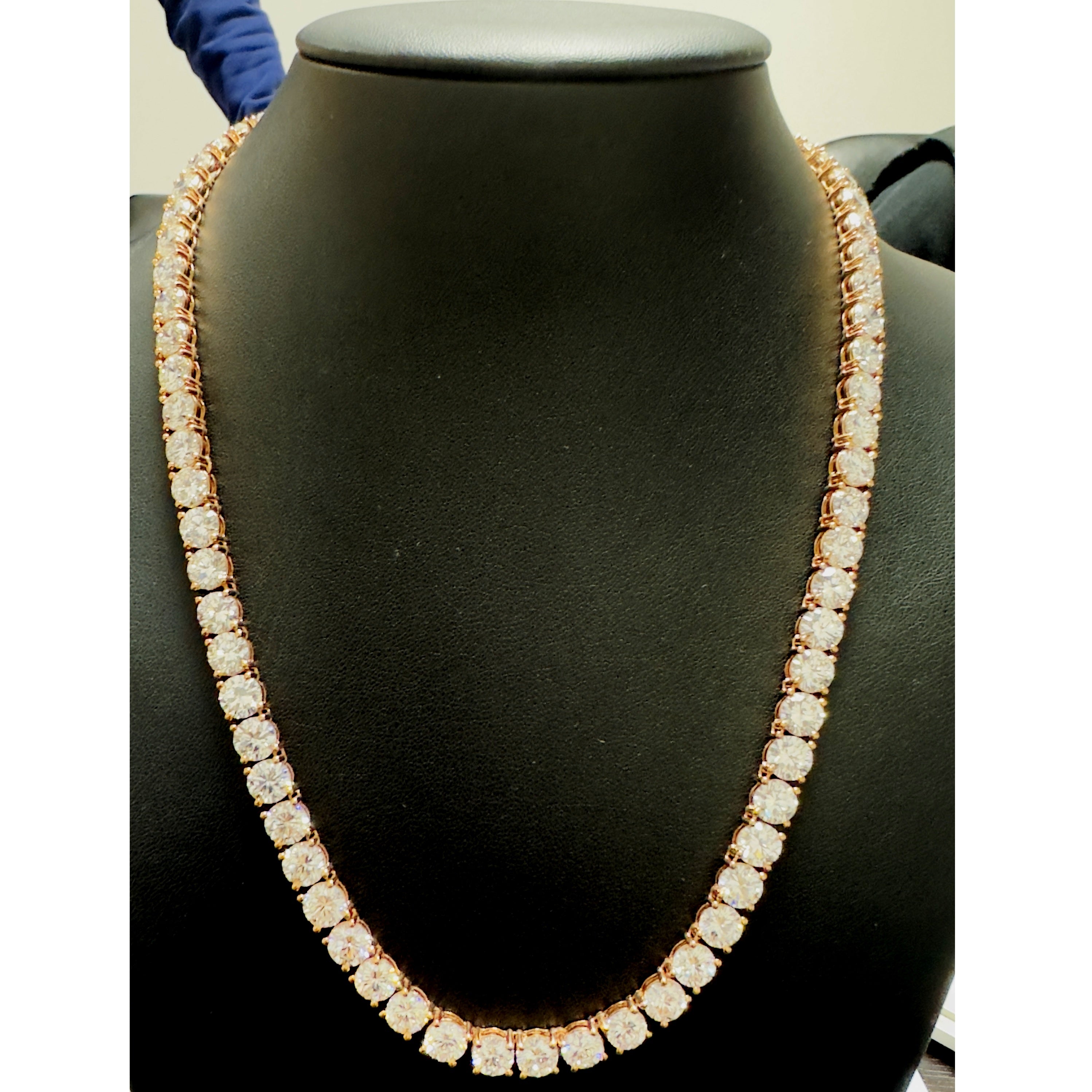 Top Quality D/VS 87Ct Lab Grown Round Diamond Tennis Necklace in Rose Gold - 58Grams