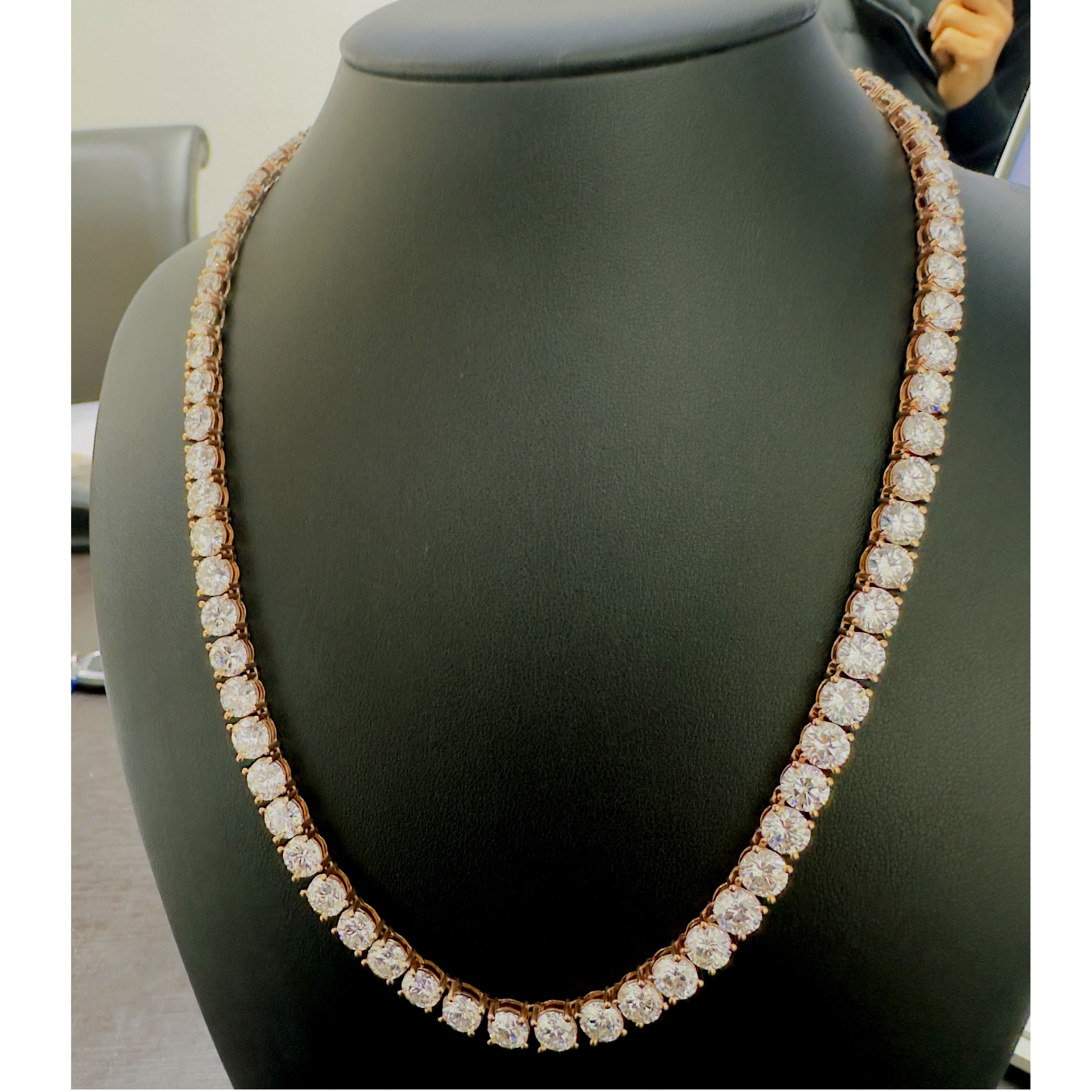 Top Quality D/VS 87Ct Lab Grown Round Diamond Tennis Necklace in Rose Gold - 58Grams