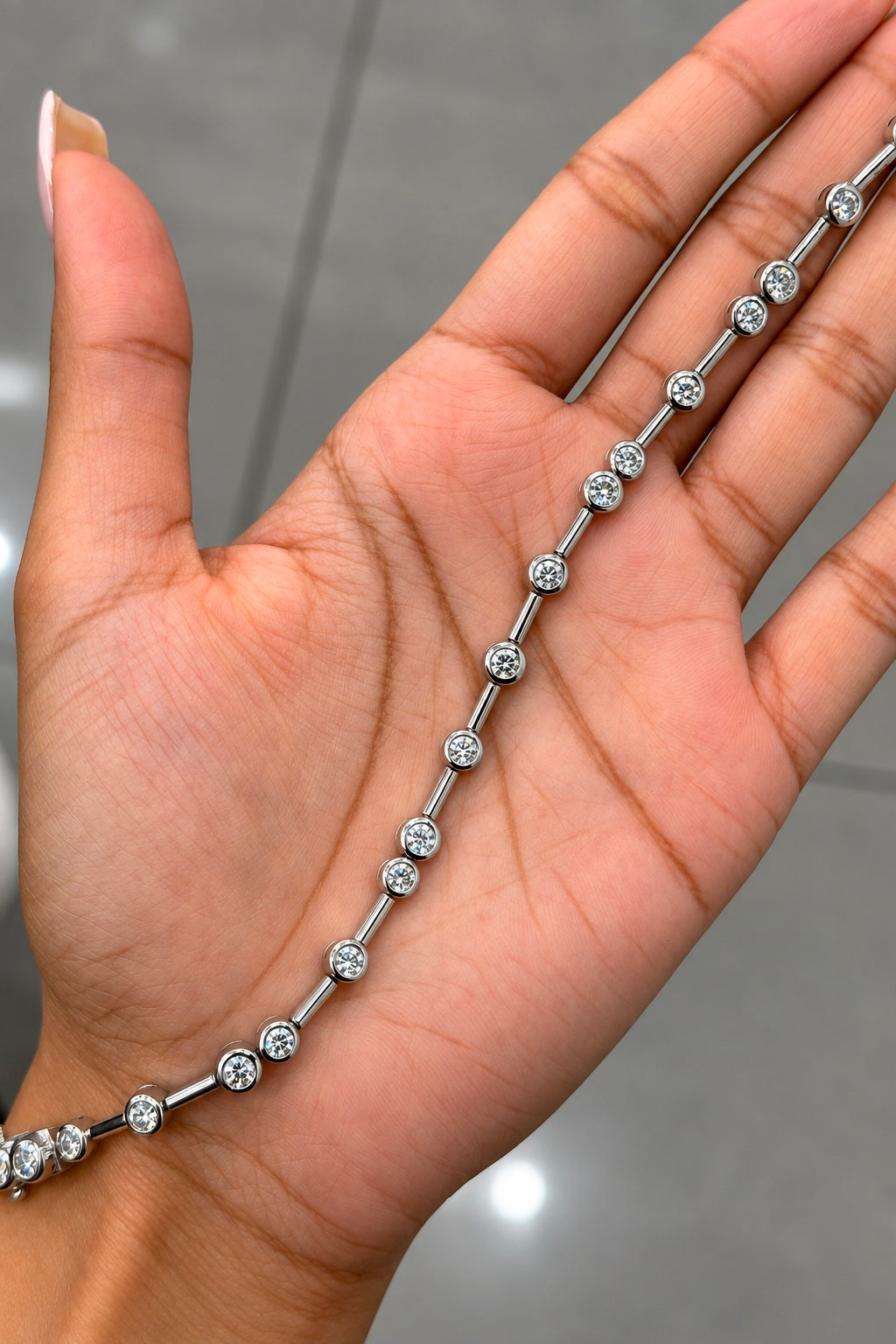 3.00ct Round Diamond Tennis Bracelet - Platinum (Angle View 4)