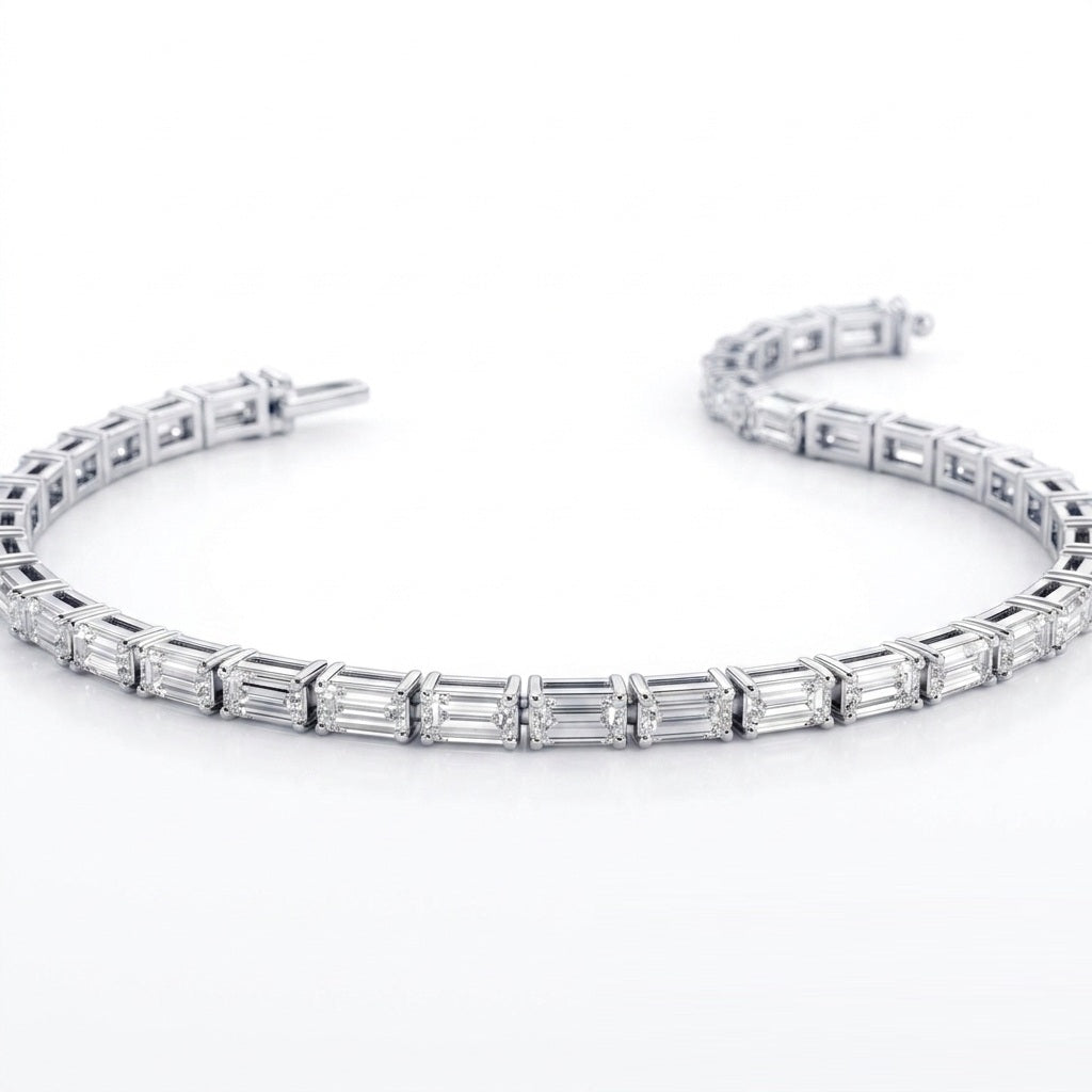 D/VS Emerald Lab Grown Diamond Tennis Bracelet In White Gold