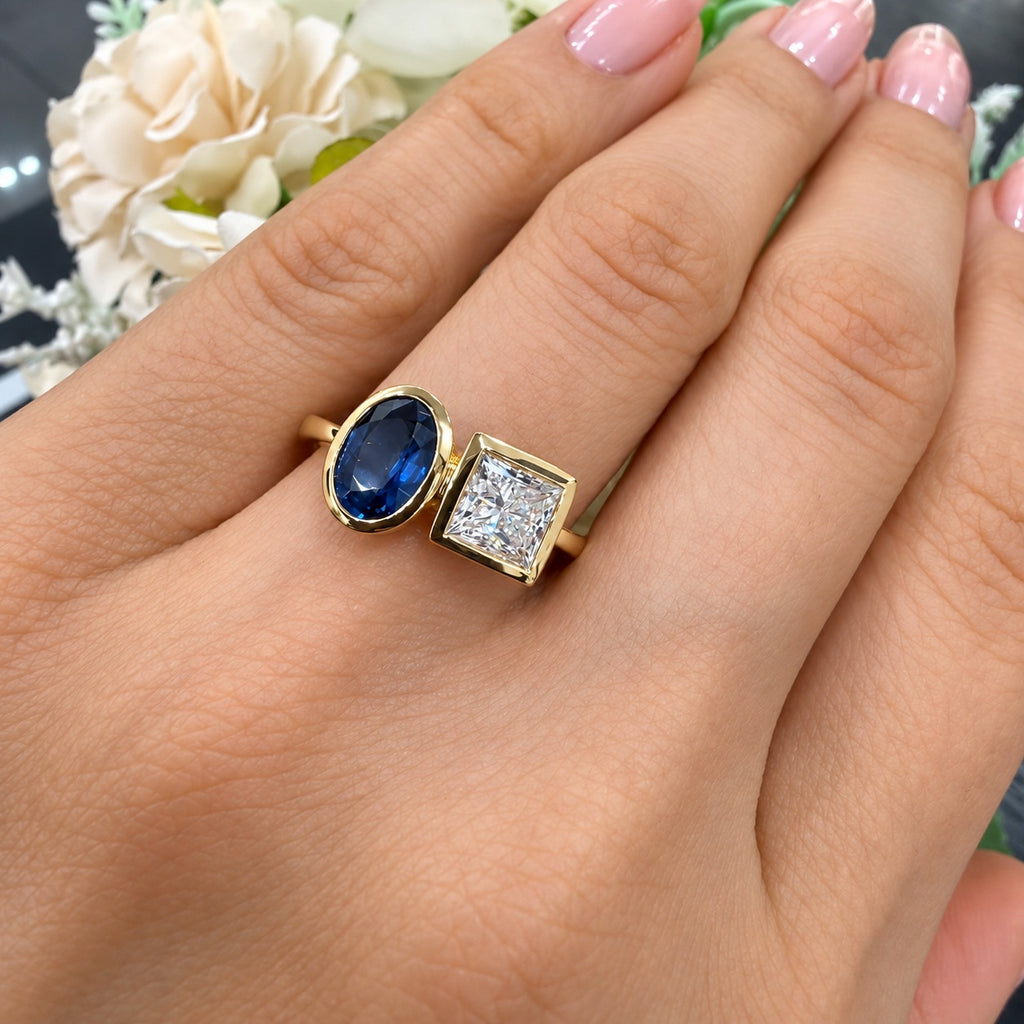 Toi et Moi Ring GIA Certified 1.00 Carat with Oval Blue Sapphire and Princess-Cut Diamond In 18k Yellow Gold