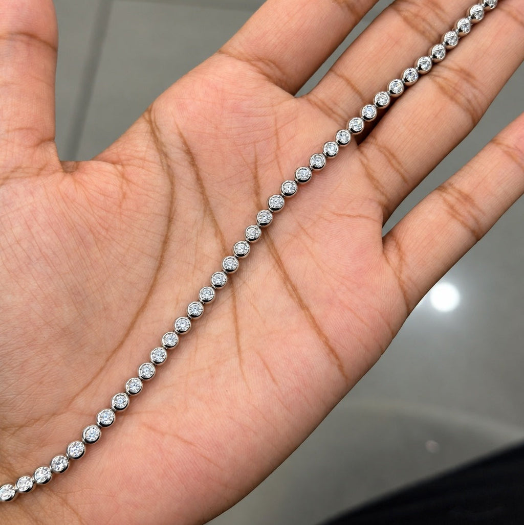 2.00ct Round Diamond Tennis Bracelet - Gold (Angle View 15)