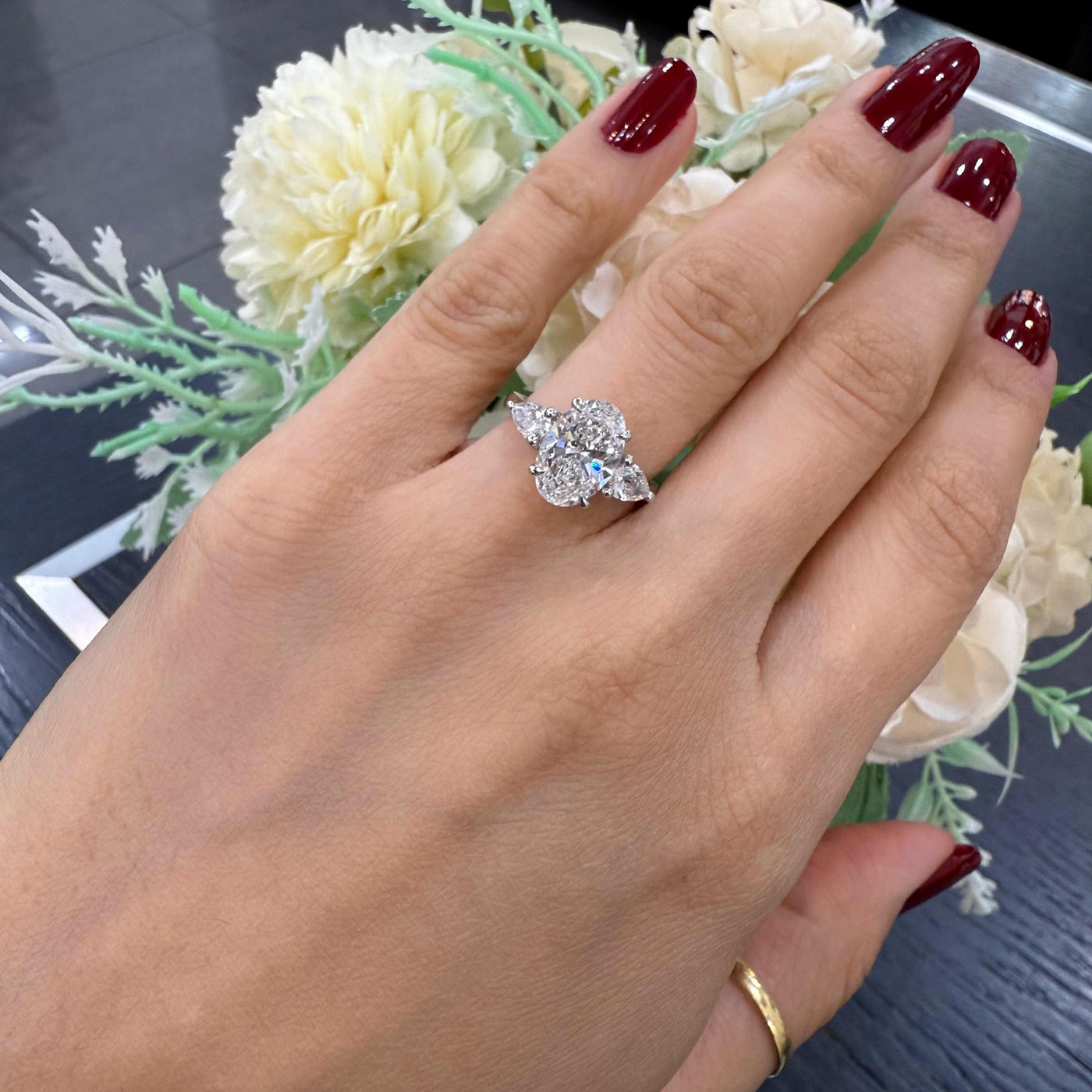 3.00Carat D/VS Lab Grown Oval & Pear Shape Diamond Trilogy Ring In Platinum