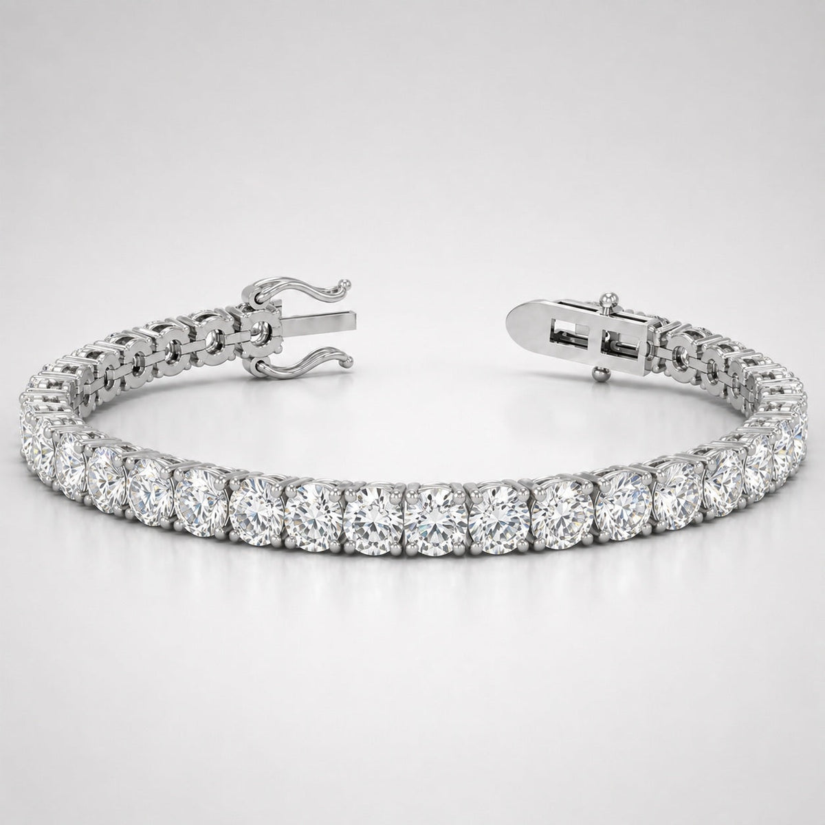 Lab Grown Round Diamond Tennis Bracelet (30.00 ct) in Platinum