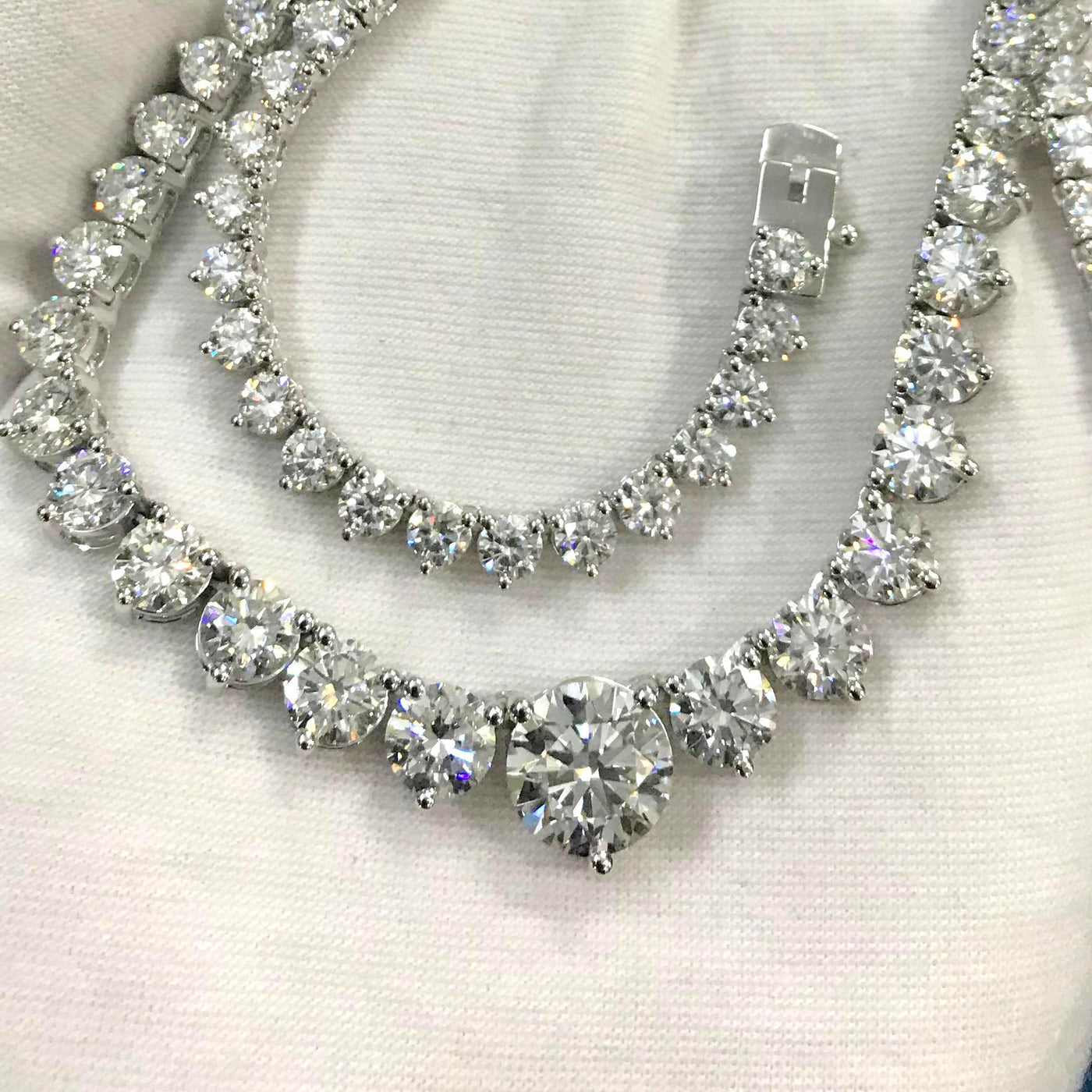 round diamond designer necklaces