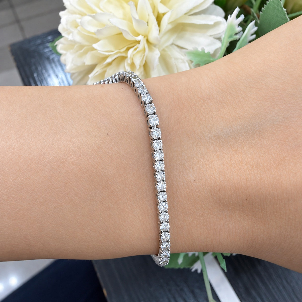3.00ct Round Diamond Tennis Bracelet - 9k White Gold (Angle View 1)