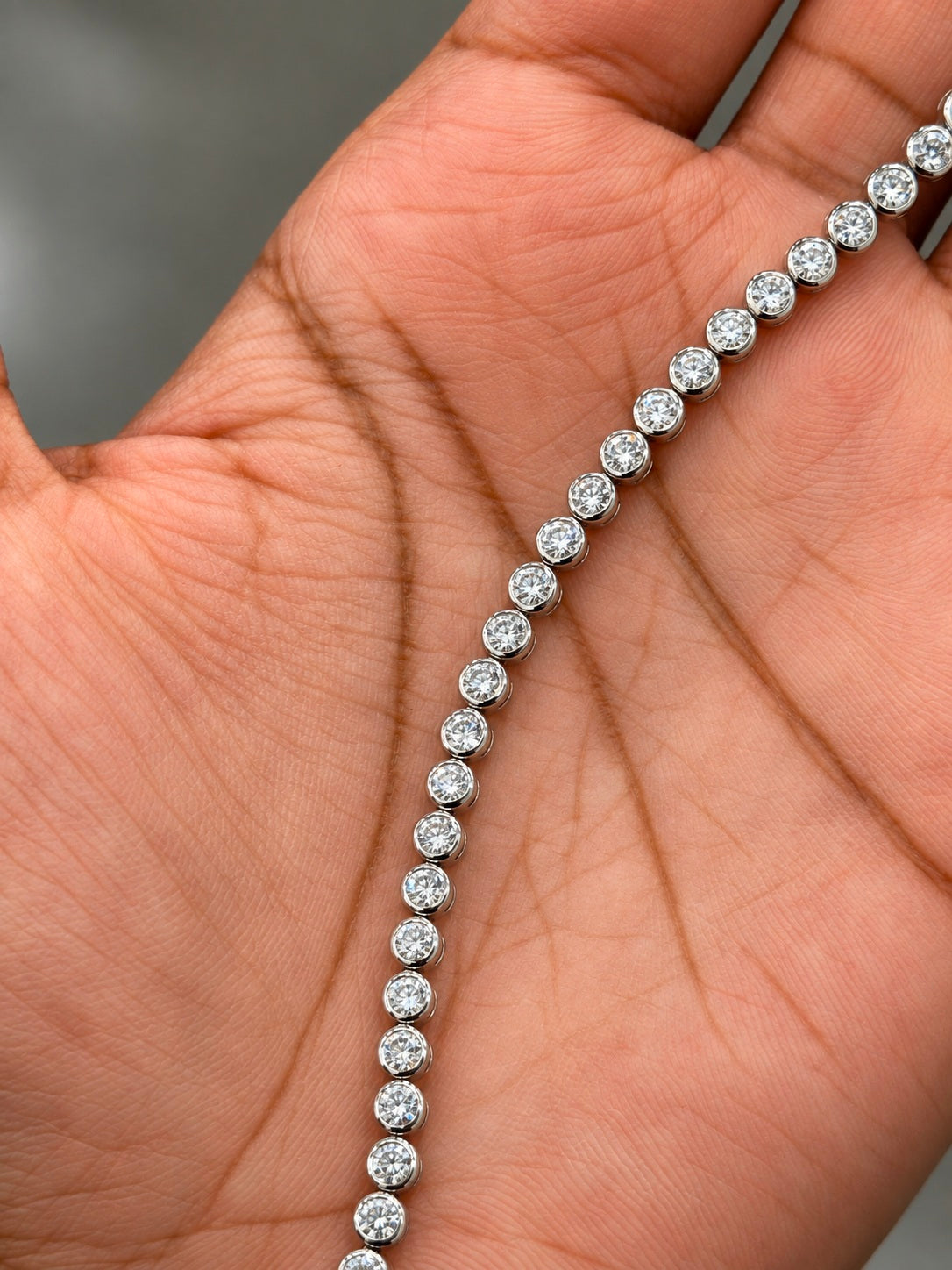 4.00ct Round Diamond Tennis Bracelet - 18k White Gold (Angle View 6)