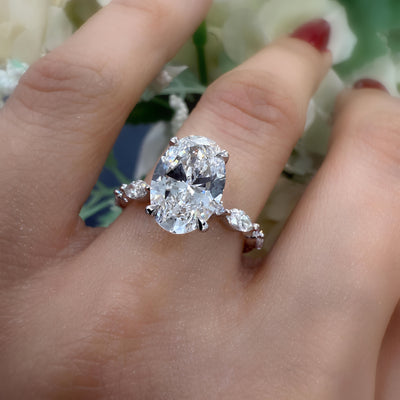 IGI Certified 2.50Ct E/VS Oval With Side Diamond Engagement Ring In Platinum (950)