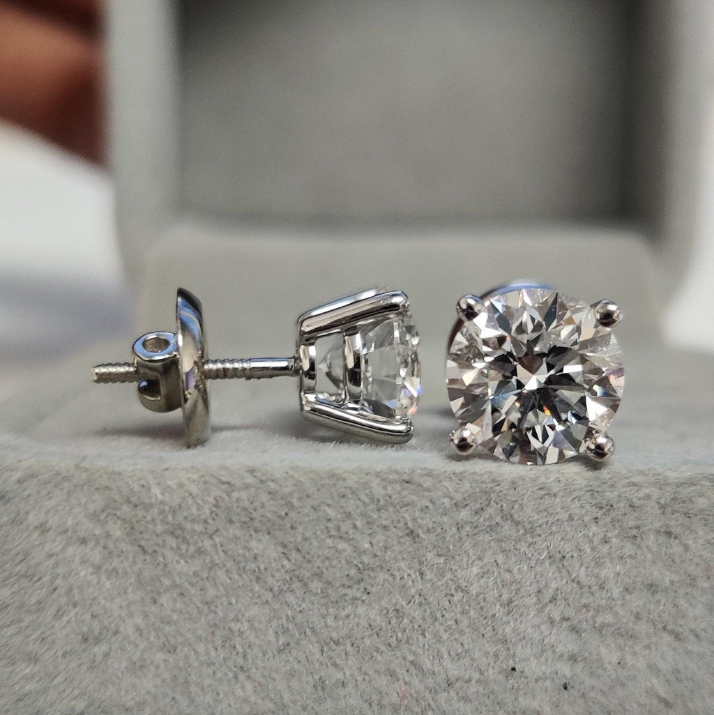 Certified E/VS 4.00Ct Hugh Round Diamond Stud Earrings in Platinum