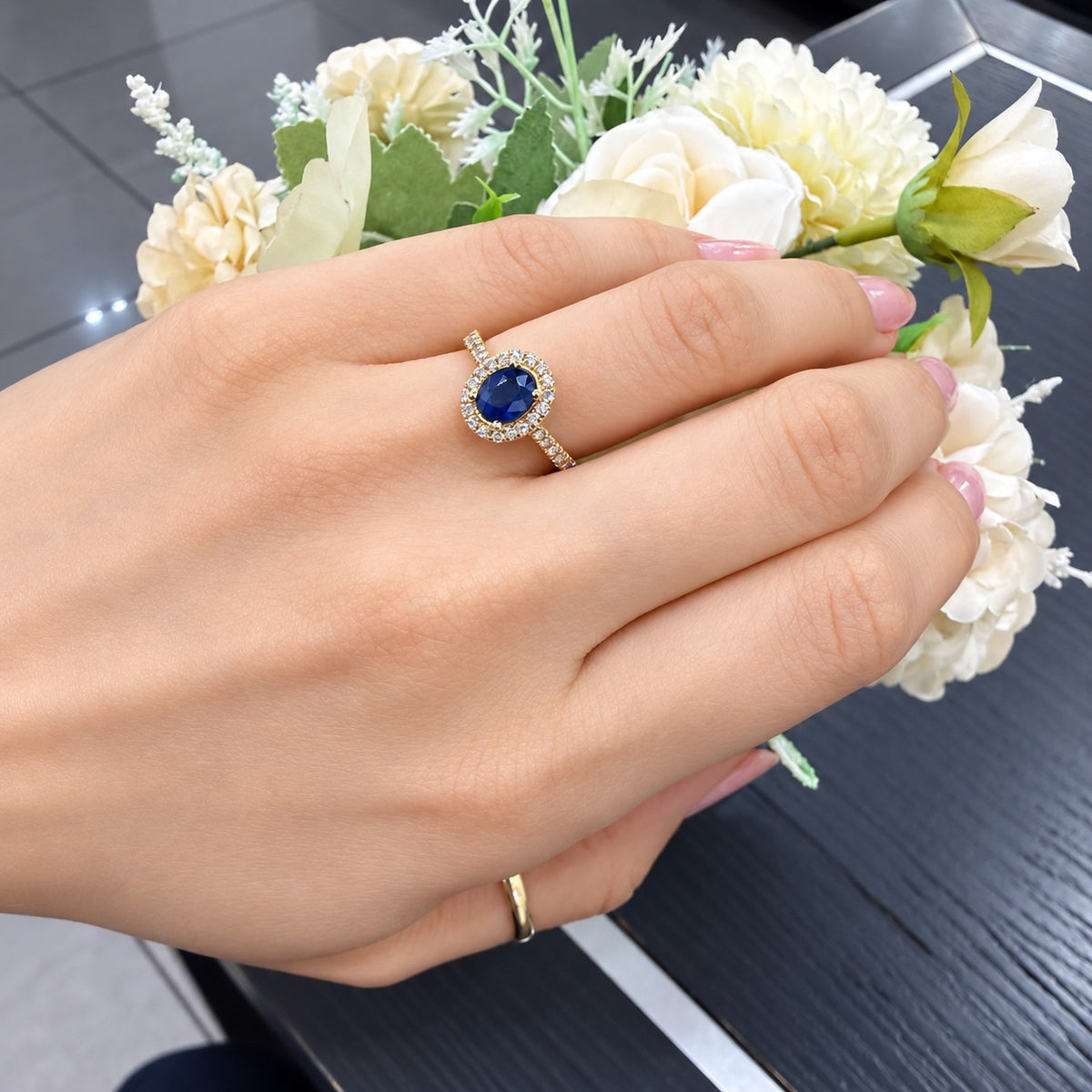 1.50 Carat Oval Sapphire & Round Diamond Halo Set Engagement Ring 18k Yellow Gold
