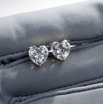 4.00Ct Heart Diamond Stud Earrings in 18k Gold / Platinum