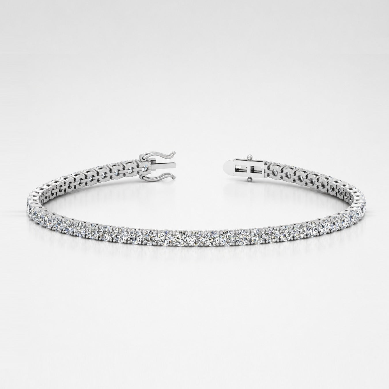Round Diamond Tennis Bracelet (3.00–40.00ct TW) in Platinum