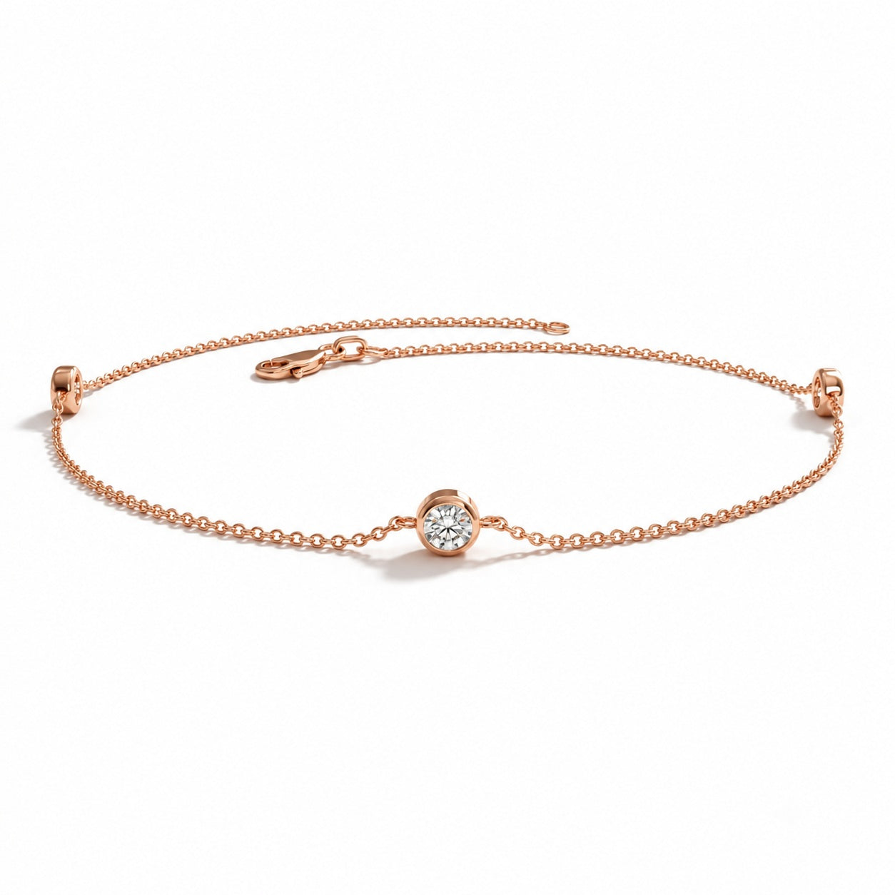 3 Round Diamond Charm Bracelet Crafted in 18k Gold - F/VS