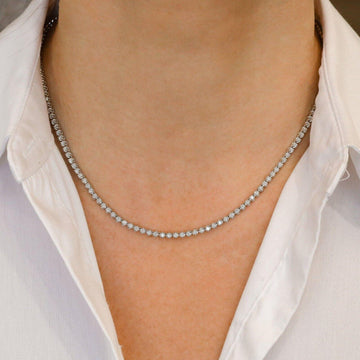 Last Piece ! Top Quality D/vVS 5.50Ct Round Diamond Tennis Necklace in White Gold 17inches