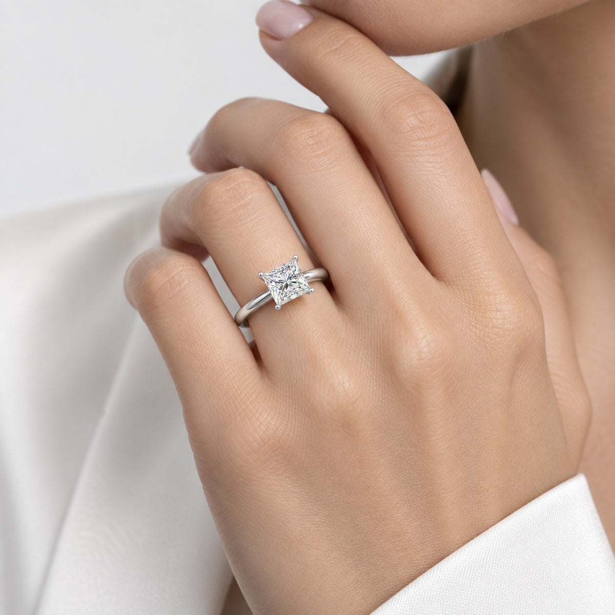 2.00Ct Solitaire Engagement Women's Ring Princess Diamond IGI Certified in Gold & Platinum