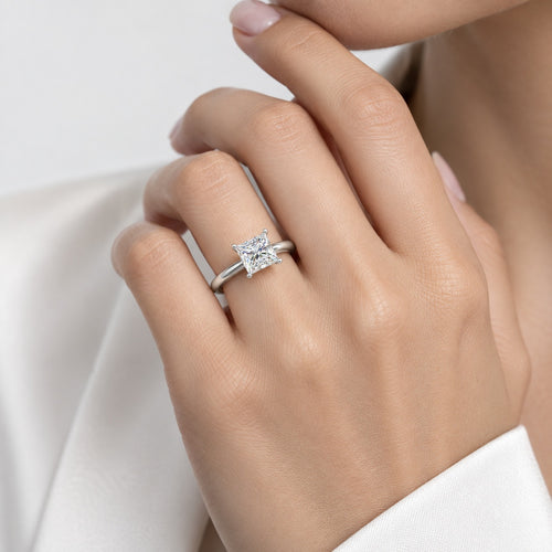 2.00Ct Solitaire Engagement Women's Ring Princess Diamond IGI Certified in Gold & Platinum