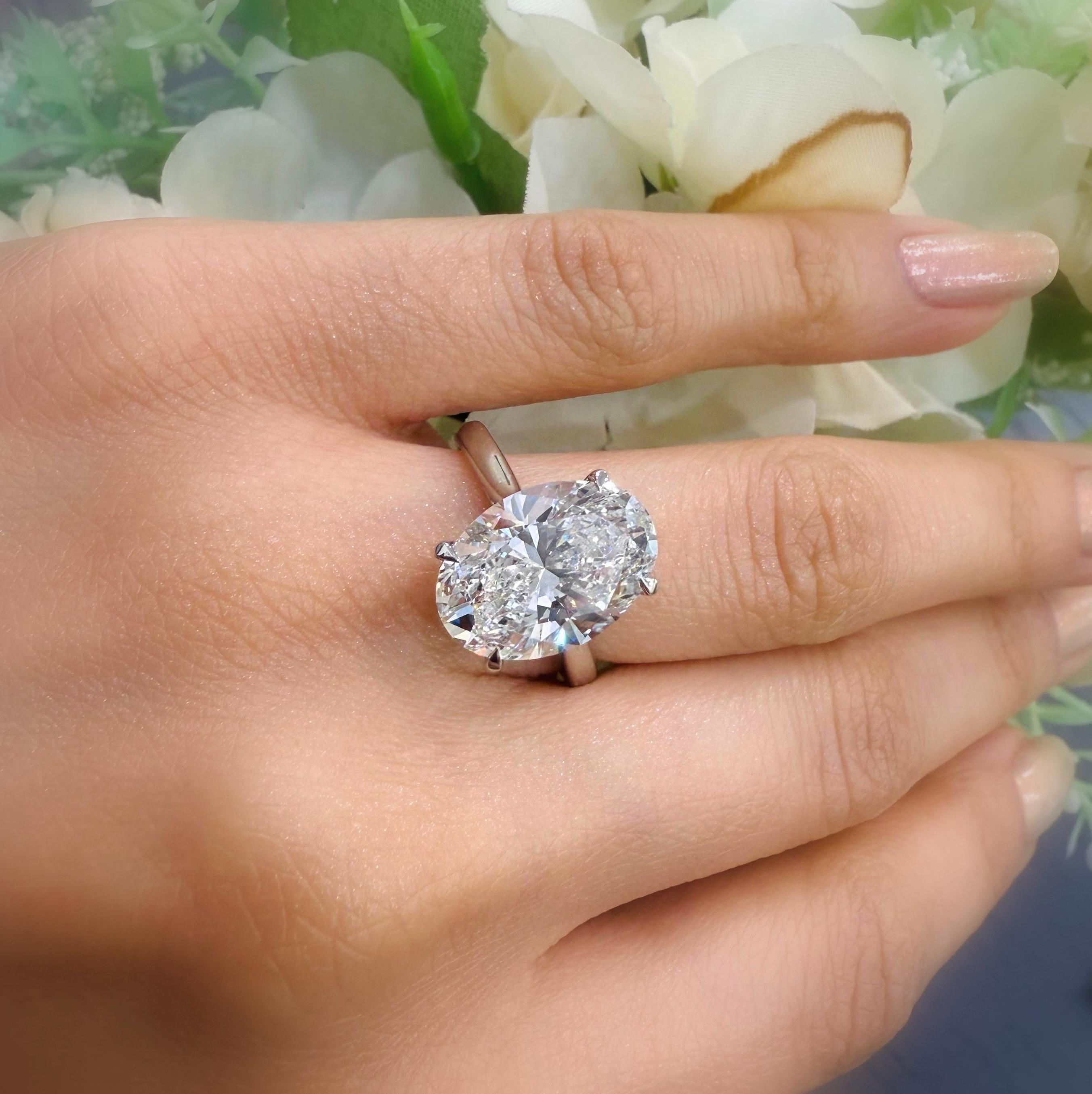 CLEARANCE ! IGI Certified E/VS 6.00Ct Lab Oval Diamond Solitaire Engagement Ring, Platinum / 18K Gold