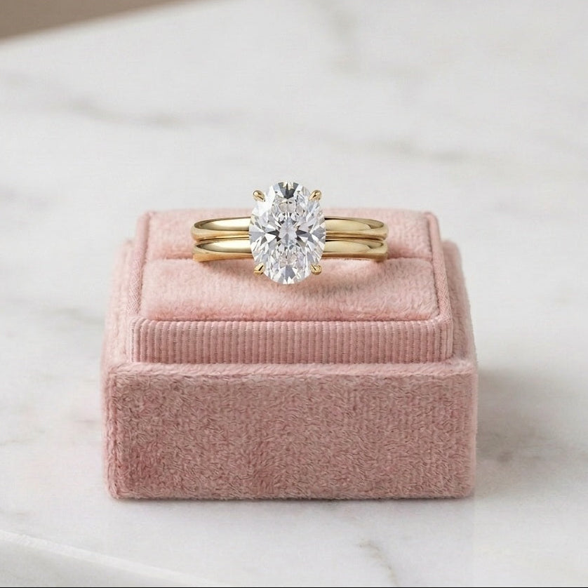 IGI Certified Oval Lab Grown Diamond Classic Solitaire Bridal Set Engagement Ring – E/VS