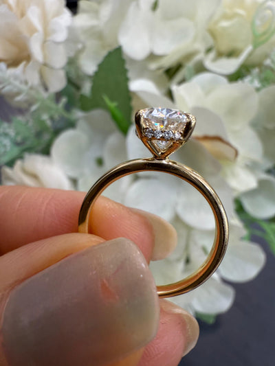 1.15CT IGI Certified Diamond Oval Cut Hidden Halo Women's Engagement Ring - 18k Yellow Gold