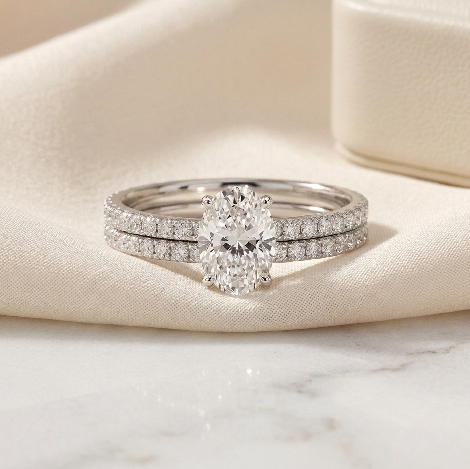 IGI Oval Diamond Pavé Bridal Set Solitaire Engagement Ring with Matching Wedding Band - E/VS