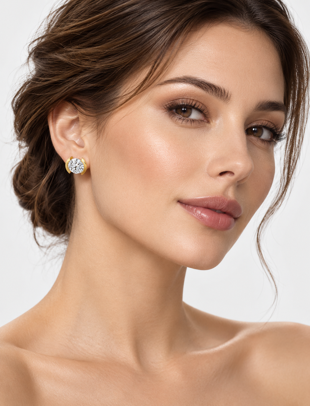 Certified D/VS 2.00Ct Round Diamond Stud Earrings in 18k Gold / Platinum