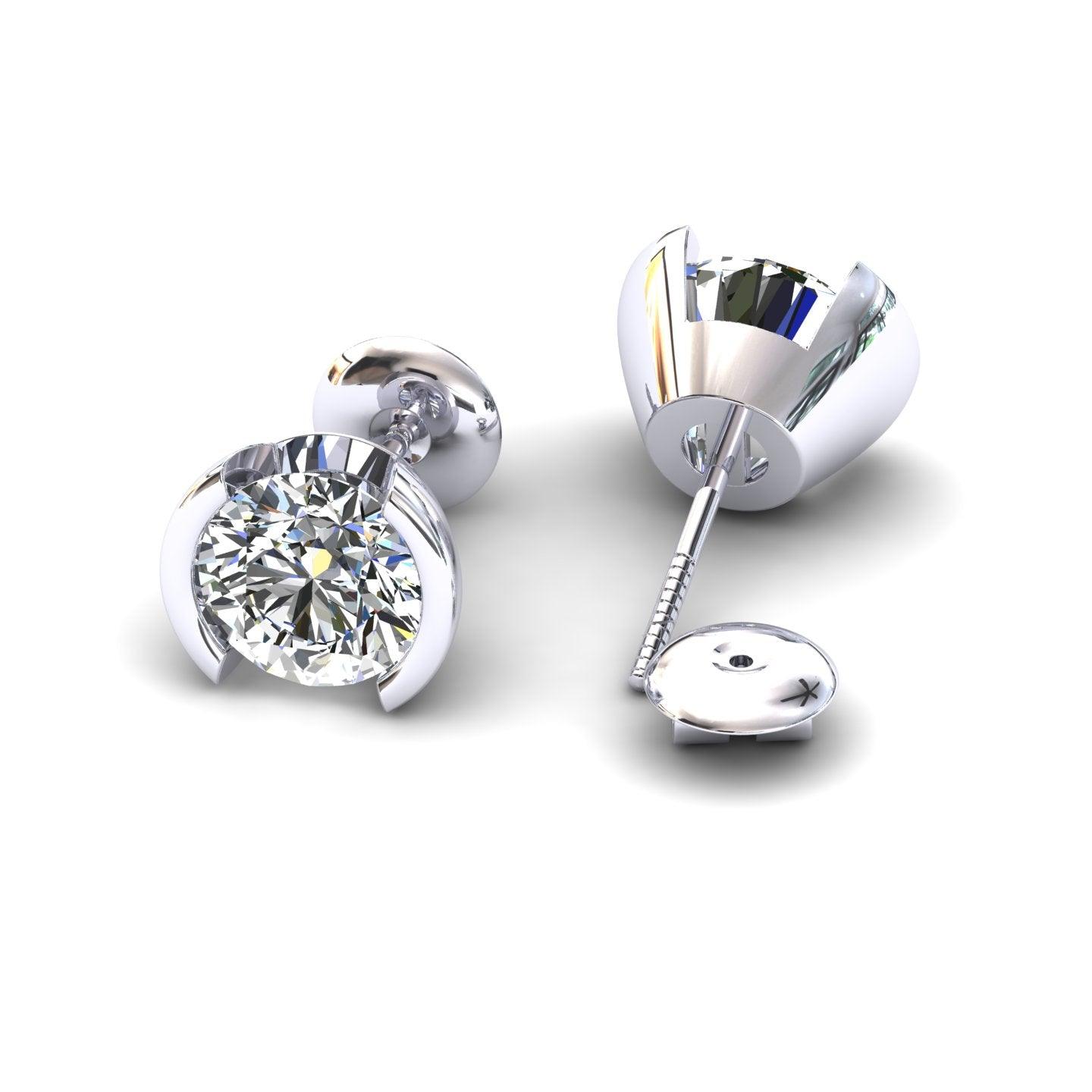 Certified D/VS 2.00Ct Round Diamond Stud Earrings in 18k Gold / Platinum