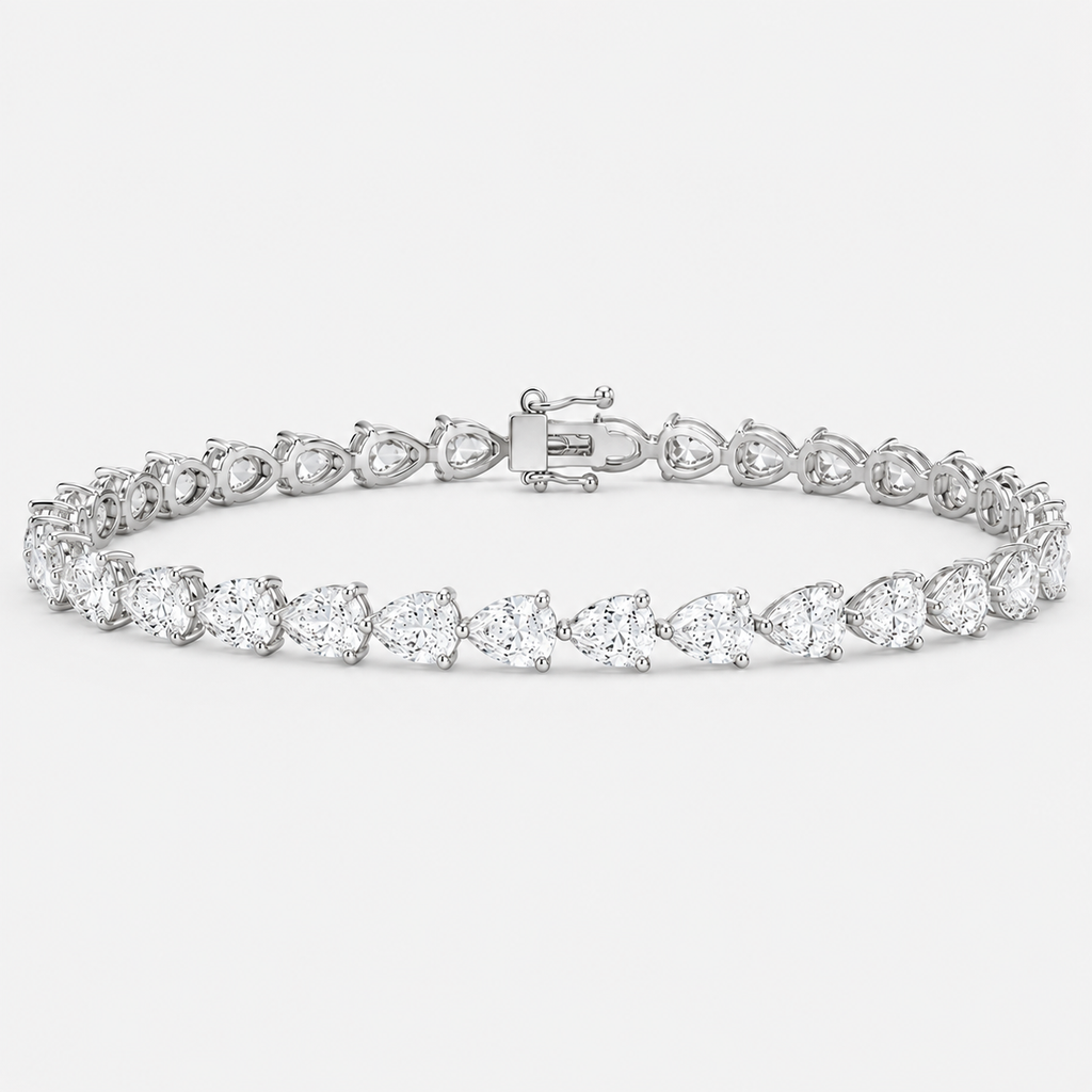 D-E/VS Lab-Grown Pear Diamond Claw Set Tennis Bracelet in Gold & Platinum (8–30ct)