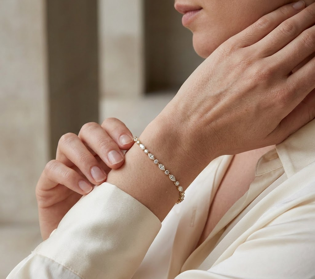 5.00 Carat Marquise and Round Diamond Claw Setting Tennis Bracelet 9k Gold
