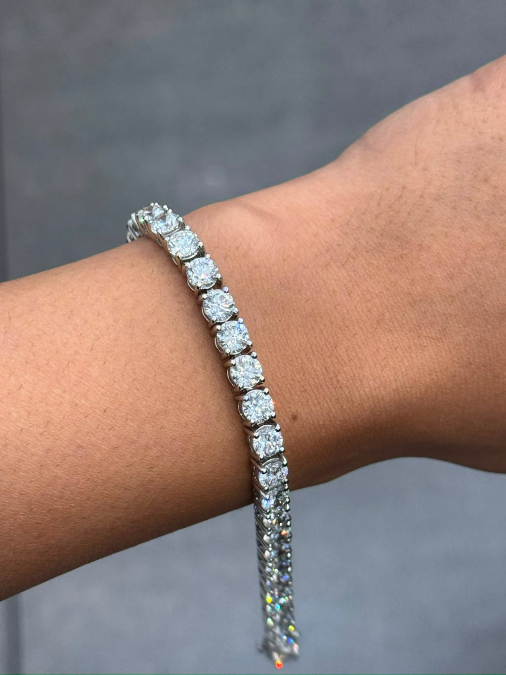 100% Natural 17.05 Carat Round Diamond Claw Set Tennis Bracelet 950 Platinum