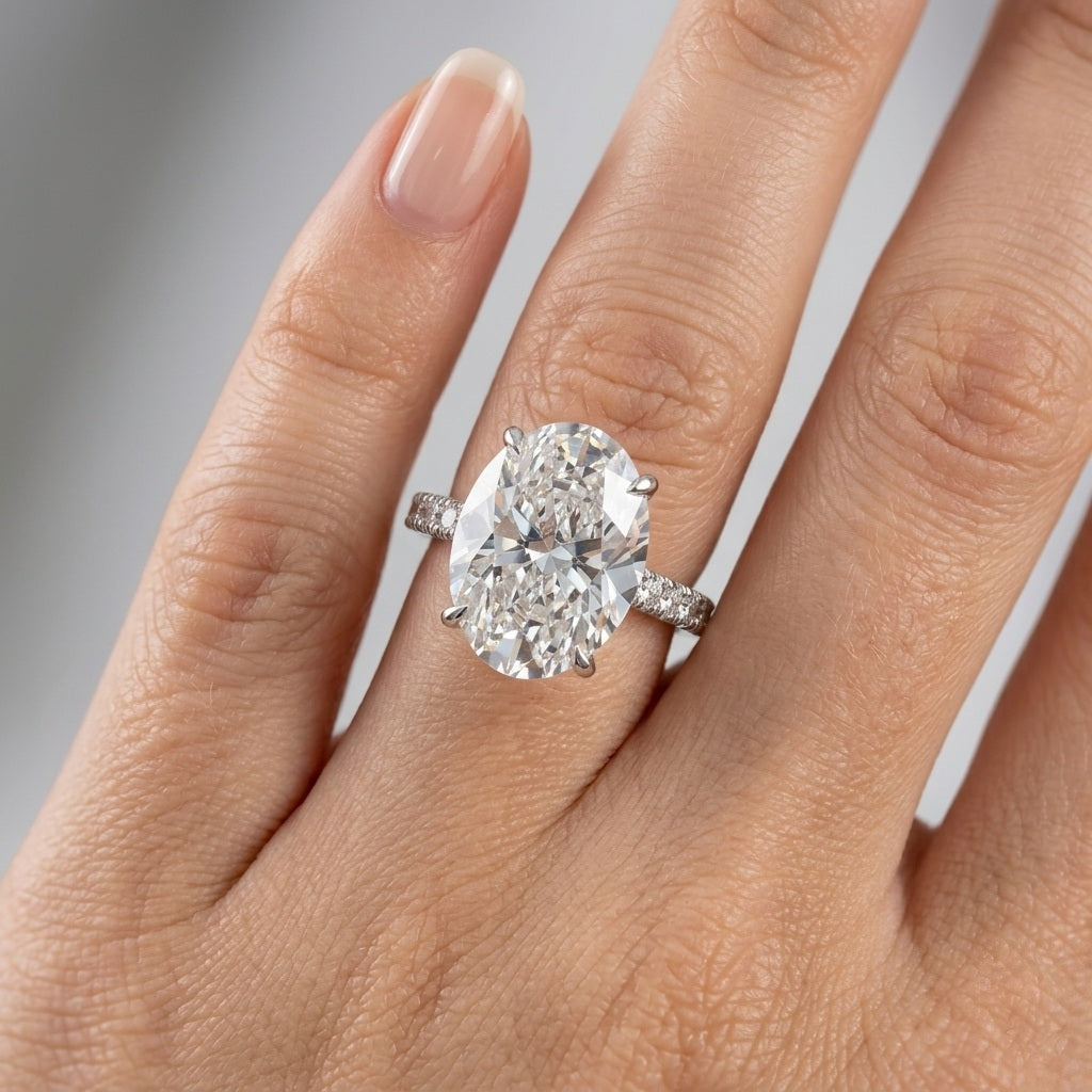 Last Piece ! 9.50 Carat IGI Certified Oval Diamond Women's Engagement Ring
