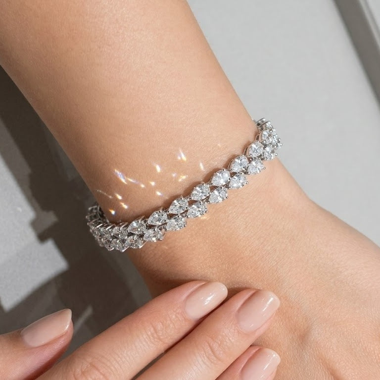 Pear Diamond Tennis Bracelet - Gold (Angle View 4)