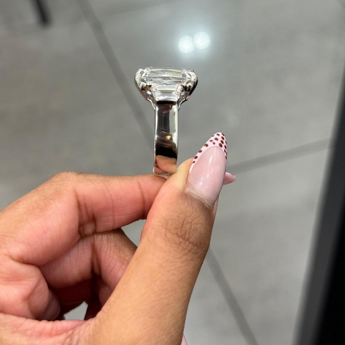 SALE! IGI Certified 16.00ct Lab Grown Ashoka Cut With Trapezoid Diamond Trilogy Ring in Plaitnum