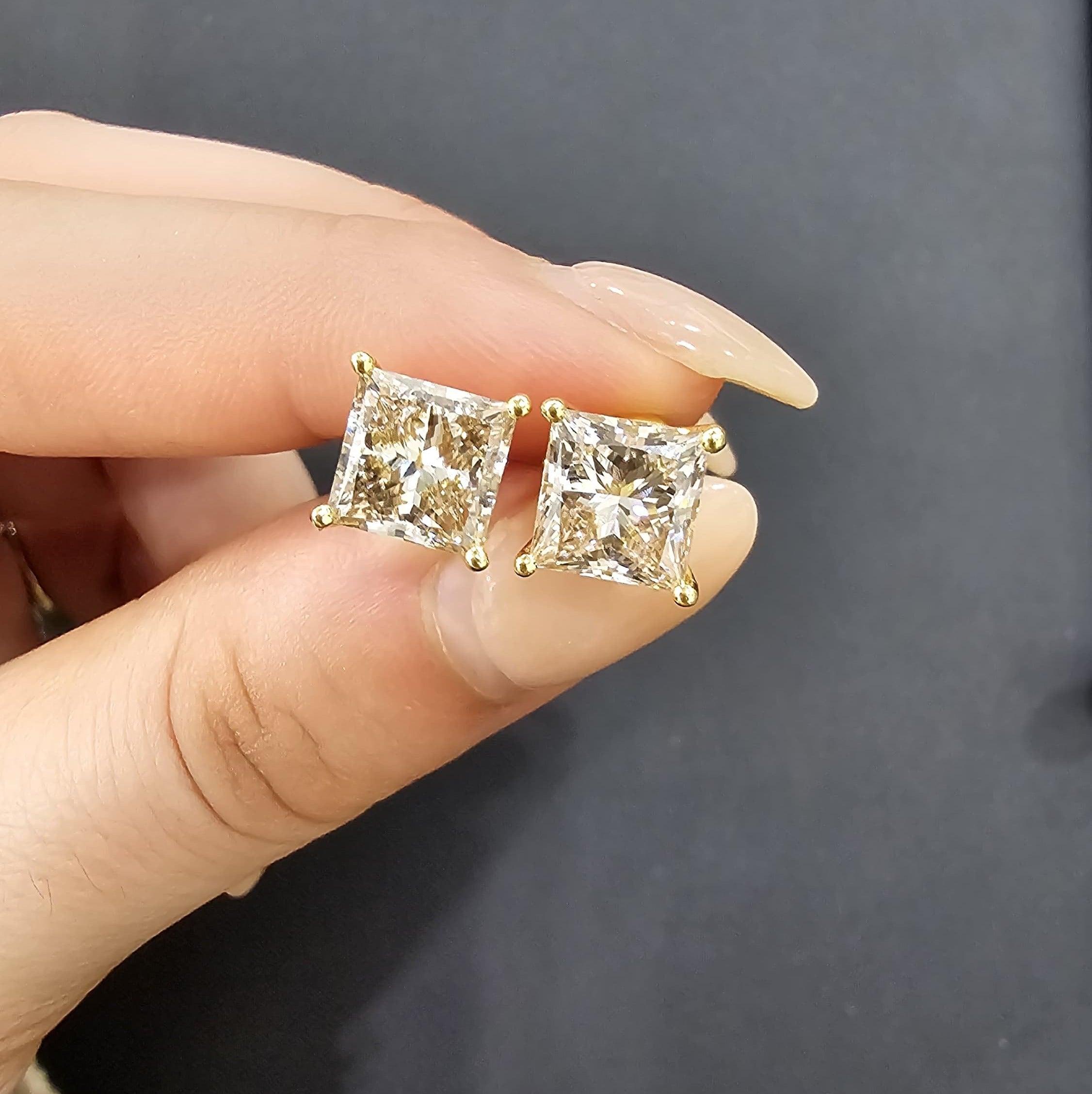 stud earring foe womens