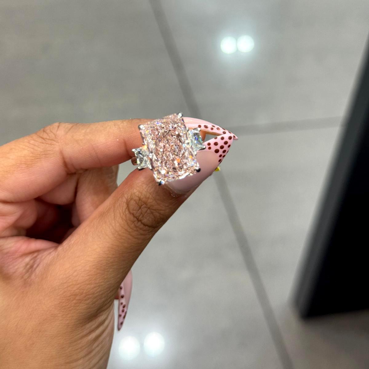 Black Friday Deal ! 13.60ct Fancy Pink Radiant & Trapezoid Lab Diamond Trilogy Ring in Platinum