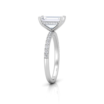 IGI Certified 2.00Ct F/VS Emerald With Side Round Diamond Engagement Ring In Platinum (950)