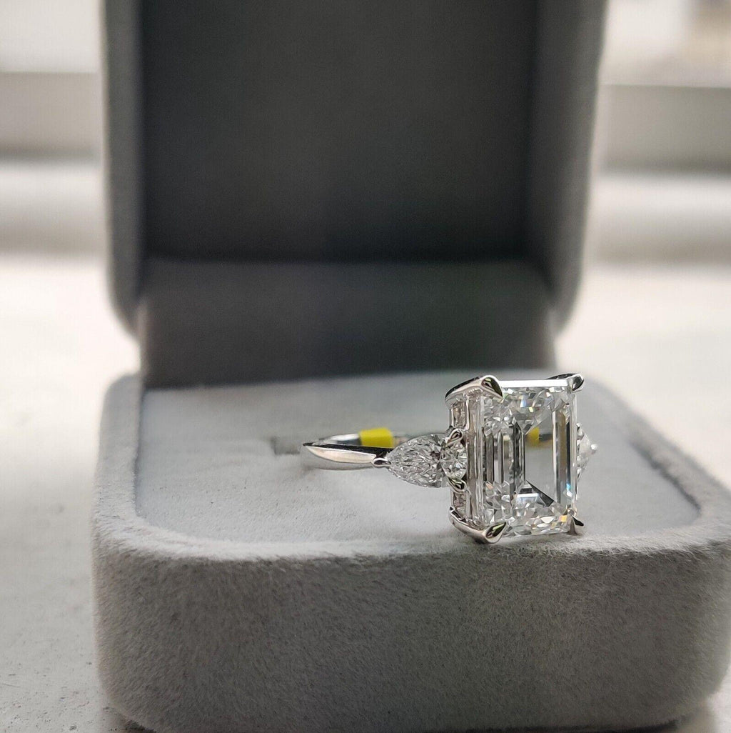 Special Offer ! F/VS 4.50Ct - 5.50 Ct Emerald & Side Pear Diamond Trilogy Ring Platinum