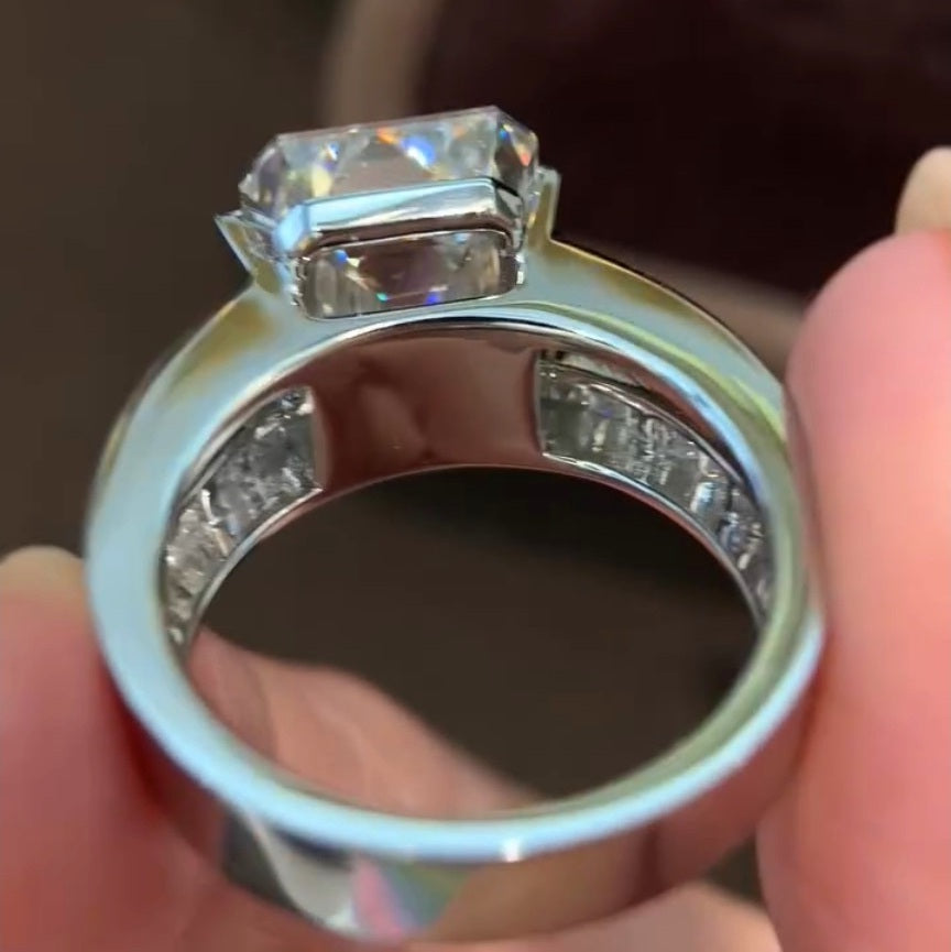 IGI Certified Emerald Lab Diamond Luxuries Engagement Ring in Platinum